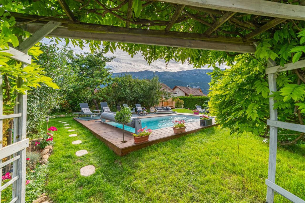 Hygge Lodge Annecy Дусар Екстериор снимка